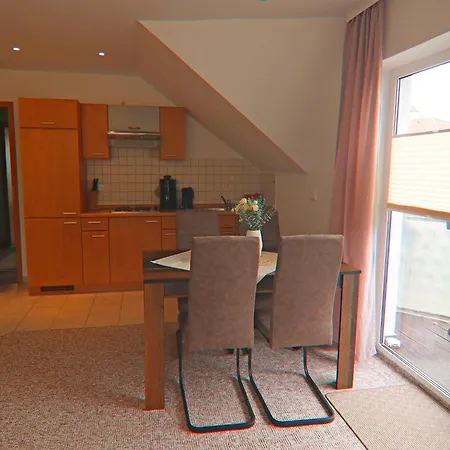 Апартаменты Appartementhaus Nicole, Цинновиц